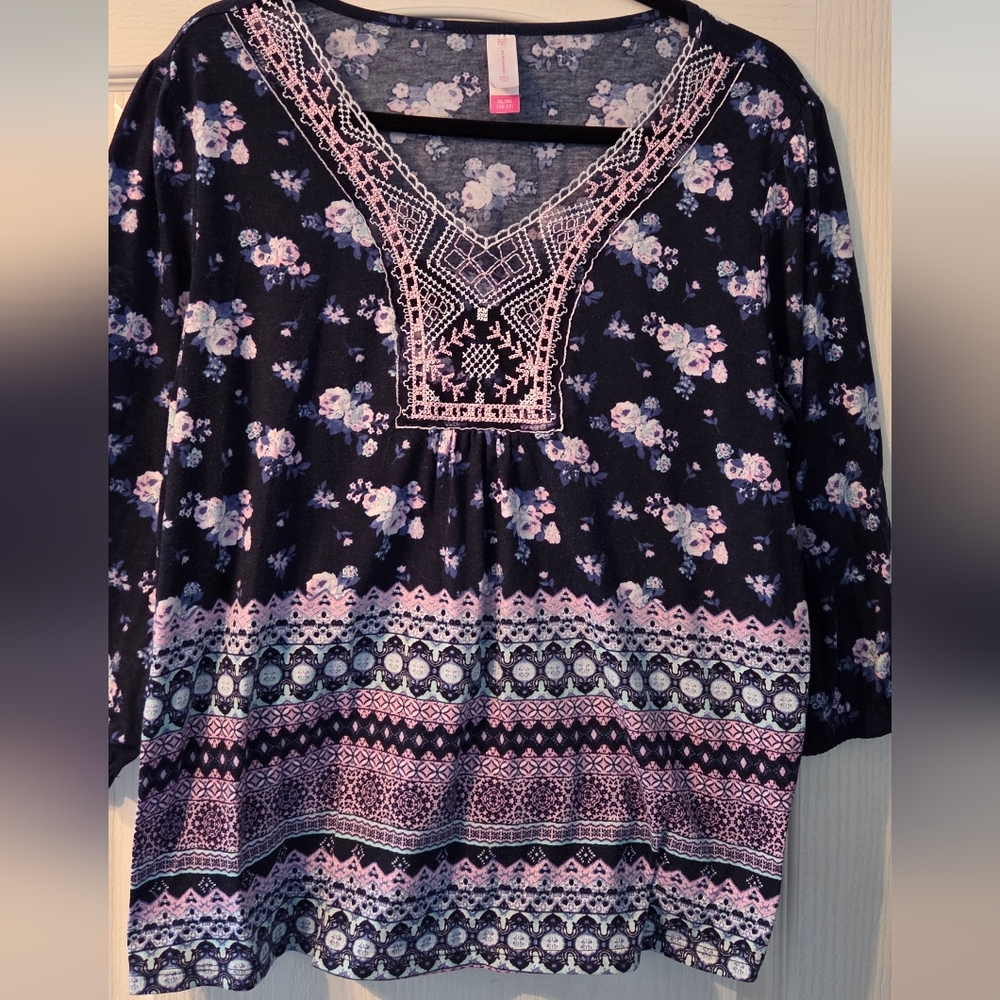 No Boundaries Floral Patterned Blouse - Dark Blue and Pink